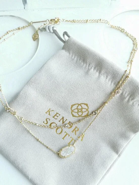 Kendra Scott Elisa Necklace 🎀 Gold Drusy - Picture 3 of 5